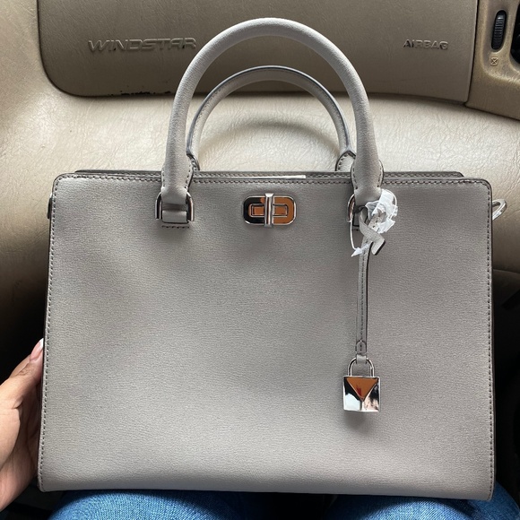 Michael Kors NWT - Picture 1 of 5